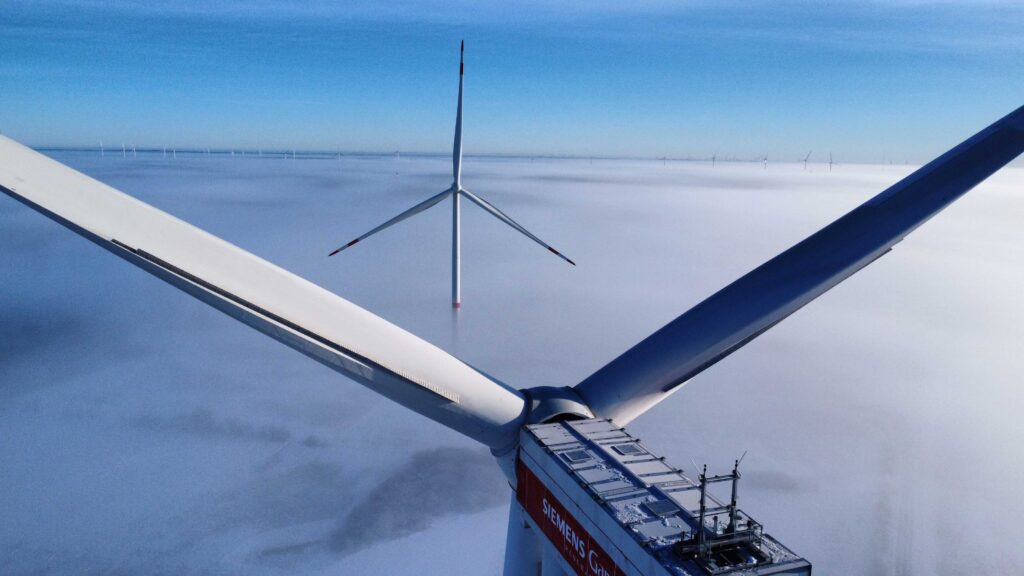 DHL Group amplia il proprio portafoglio energetico grazie a una partnership nel settore eolico onshore con Statkraft